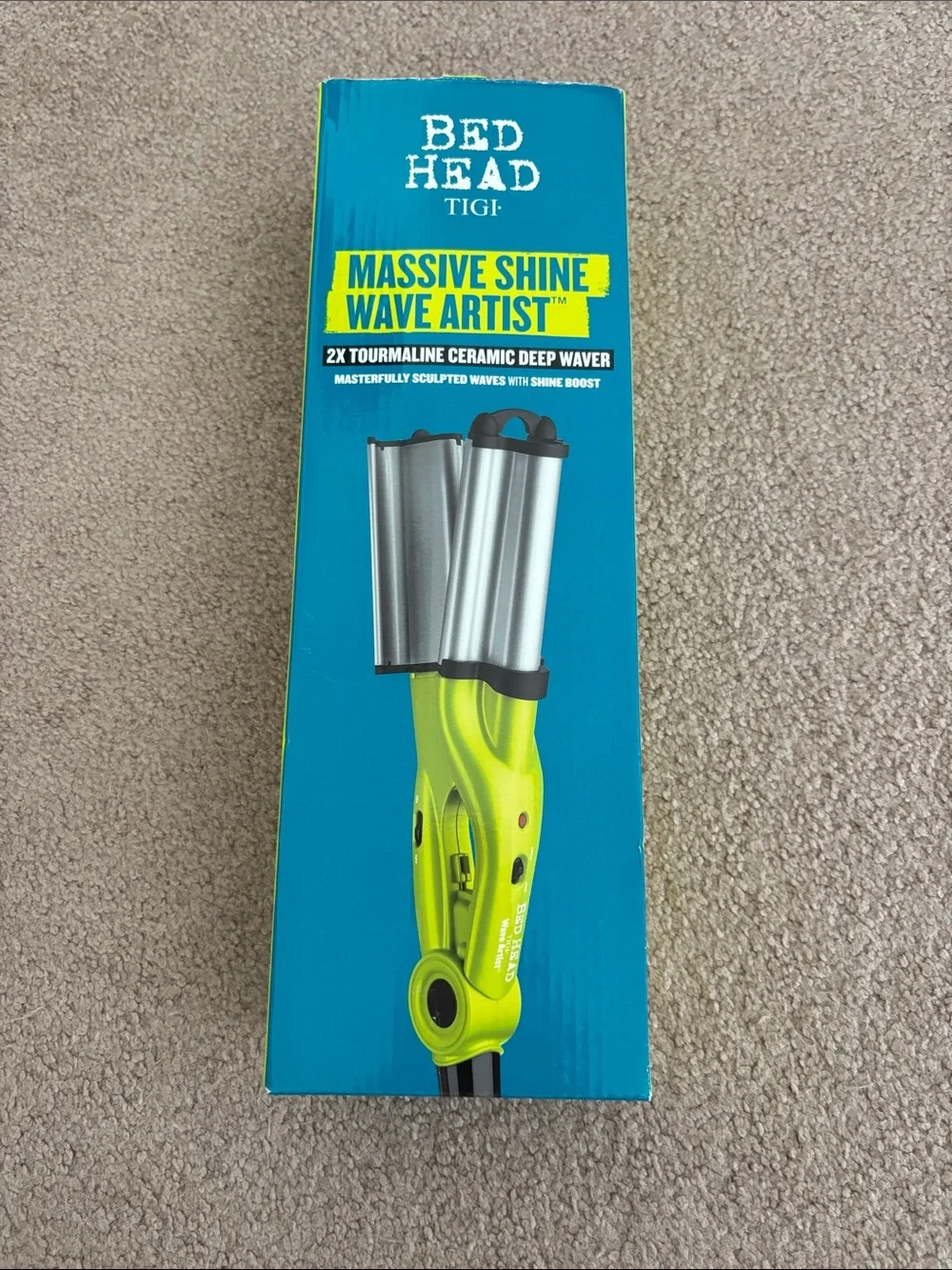 NWT! Bed Head Massive Shine Wave Artist Hair Stying Tool.